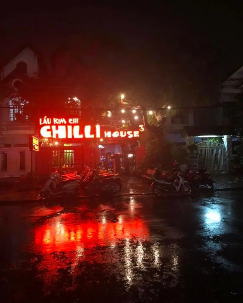 Gh&eacute; Chilli House thưởng thức m&oacute;n m&igrave; cay si&ecirc;u ngon 2