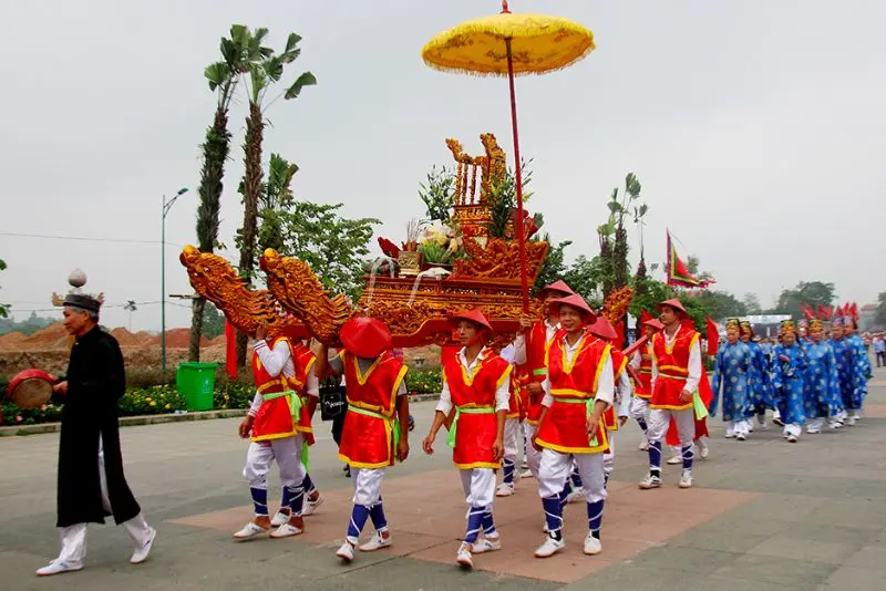 Lễ hội Giỗ Tổ H&ugrave;ng Vương thu h&uacute;t đ&ocirc;ng đảo t&iacute;n đồ du lịch 4