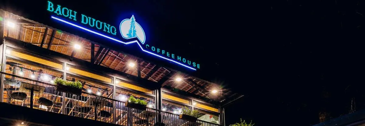 Bạch Dương Coffee Bistro ẩn hiện hòa mình chốn núi rừng Kon Tum