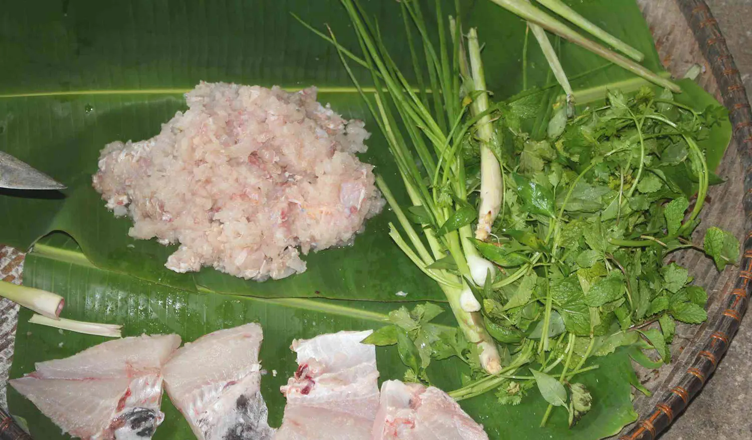 C&aacute; gỏi kiến v&agrave;ng, đặc sản độc đ&aacute;o của người d&acirc;n Rơ Măm 4
