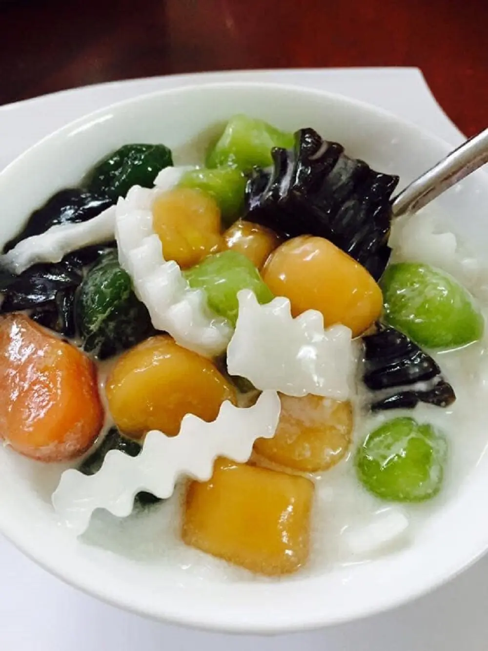 Ch&egrave; nh&agrave; On, sự kết hợp độc đ&aacute;o của tinh hoa ẩm thực ba miền 6
