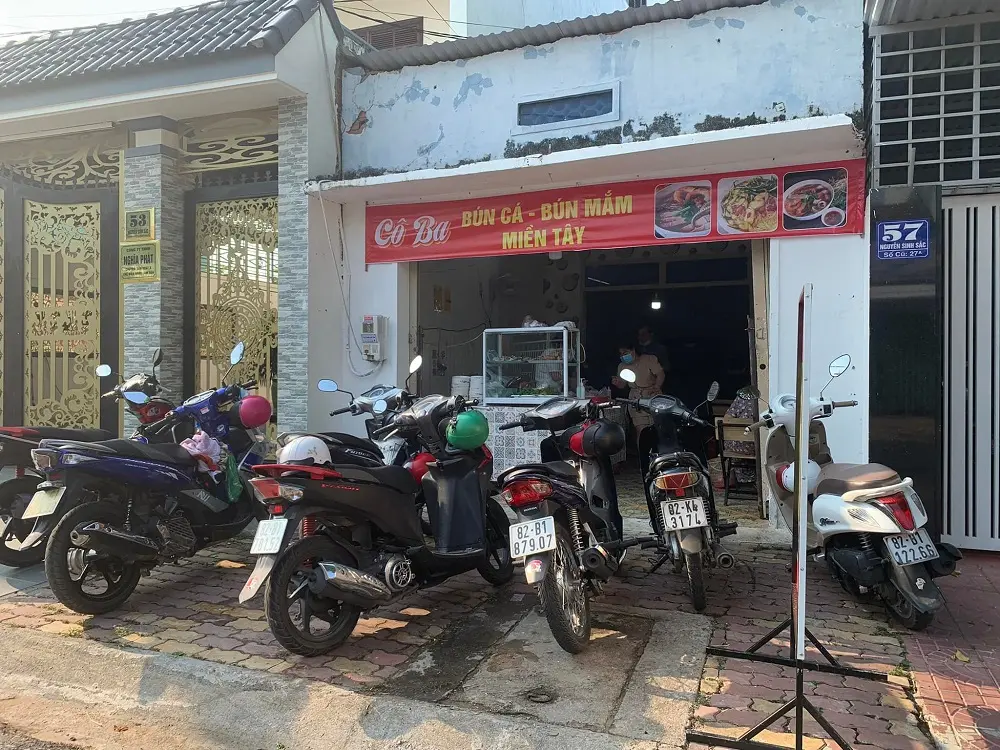Đến Quán Cô Ba Miền Tây thưởng thức hương vị đặc biệt tại phố núi 2