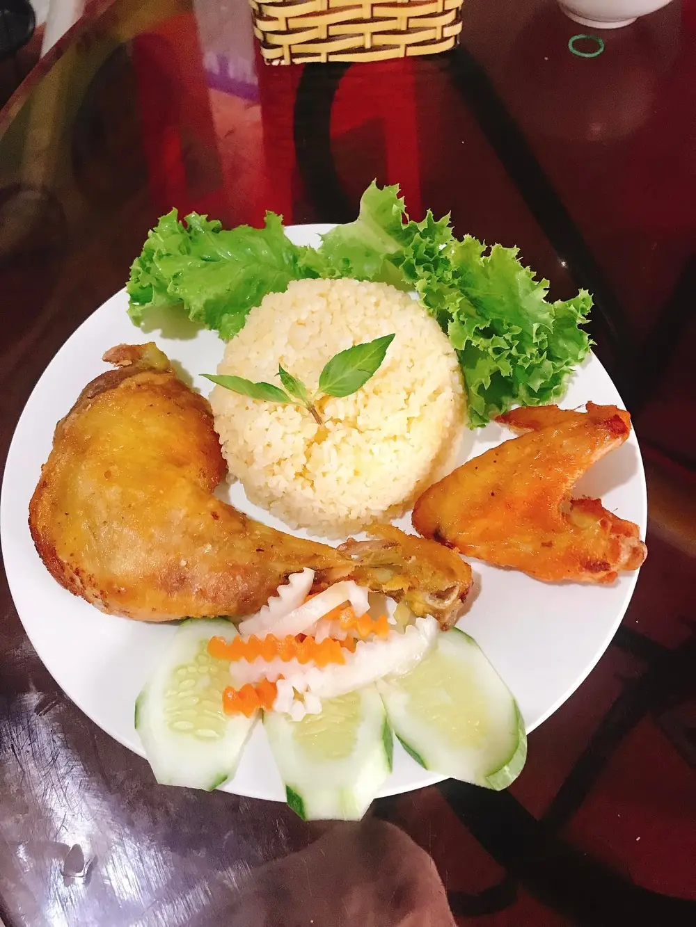 Dừng ch&acirc;n qu&aacute;n Cơm g&agrave; 501 Ure Kon Tum ngon nức tiếng 6