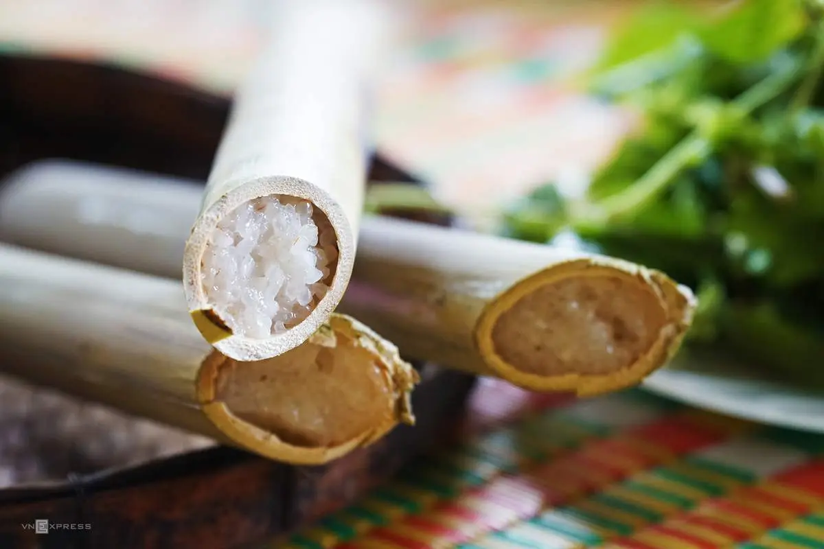G&agrave; nướng cơm lam Kon Tum, hương vị thơm ngon giữa chốn đại ng&agrave;n 4