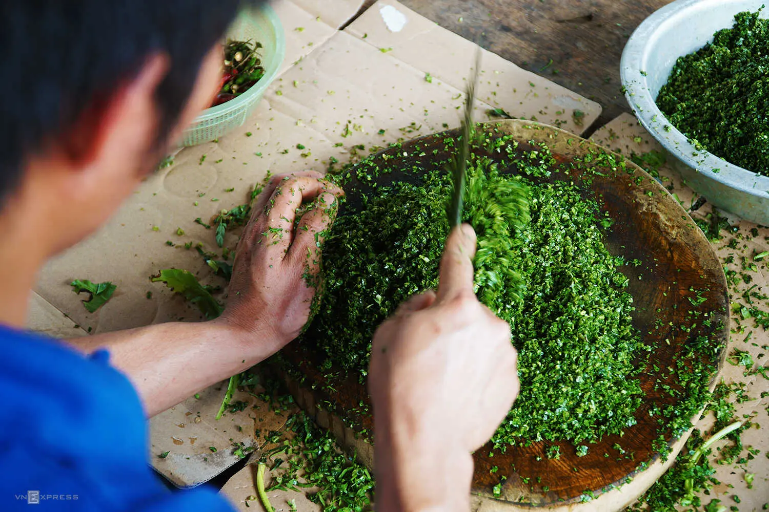 G&agrave; nướng cơm lam Kon Tum, hương vị thơm ngon giữa chốn đại ng&agrave;n 5