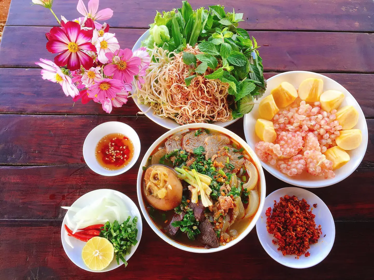 GlampRose, m&ocirc; h&igrave;nh c&agrave; ph&ecirc; v&agrave; homestay độc đ&aacute;o giữa l&ograve;ng Măng Đen 12