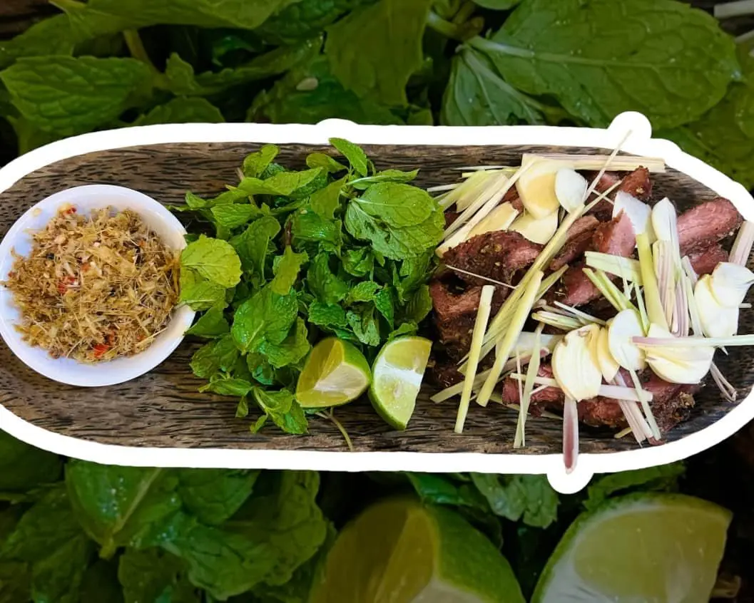 Măng Đen Lữ Qu&aacute;n, điểm ăn uống trứ danh tại Kon Tum 6