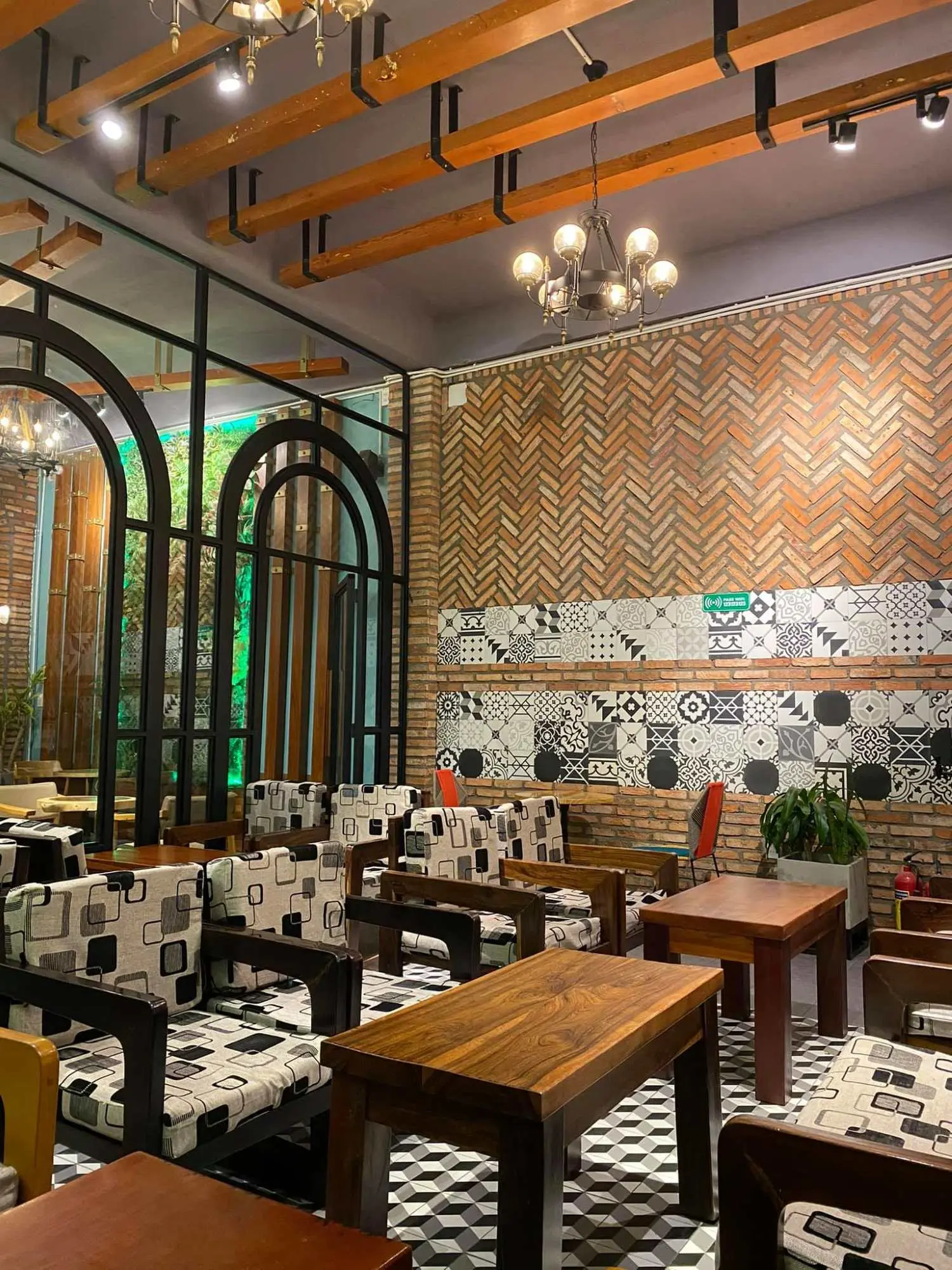 Mesa Bakery Coffee nơi lu&ocirc;n mang đến l&agrave;n gi&oacute; mới mẻ với menu độc đ&aacute;o 11