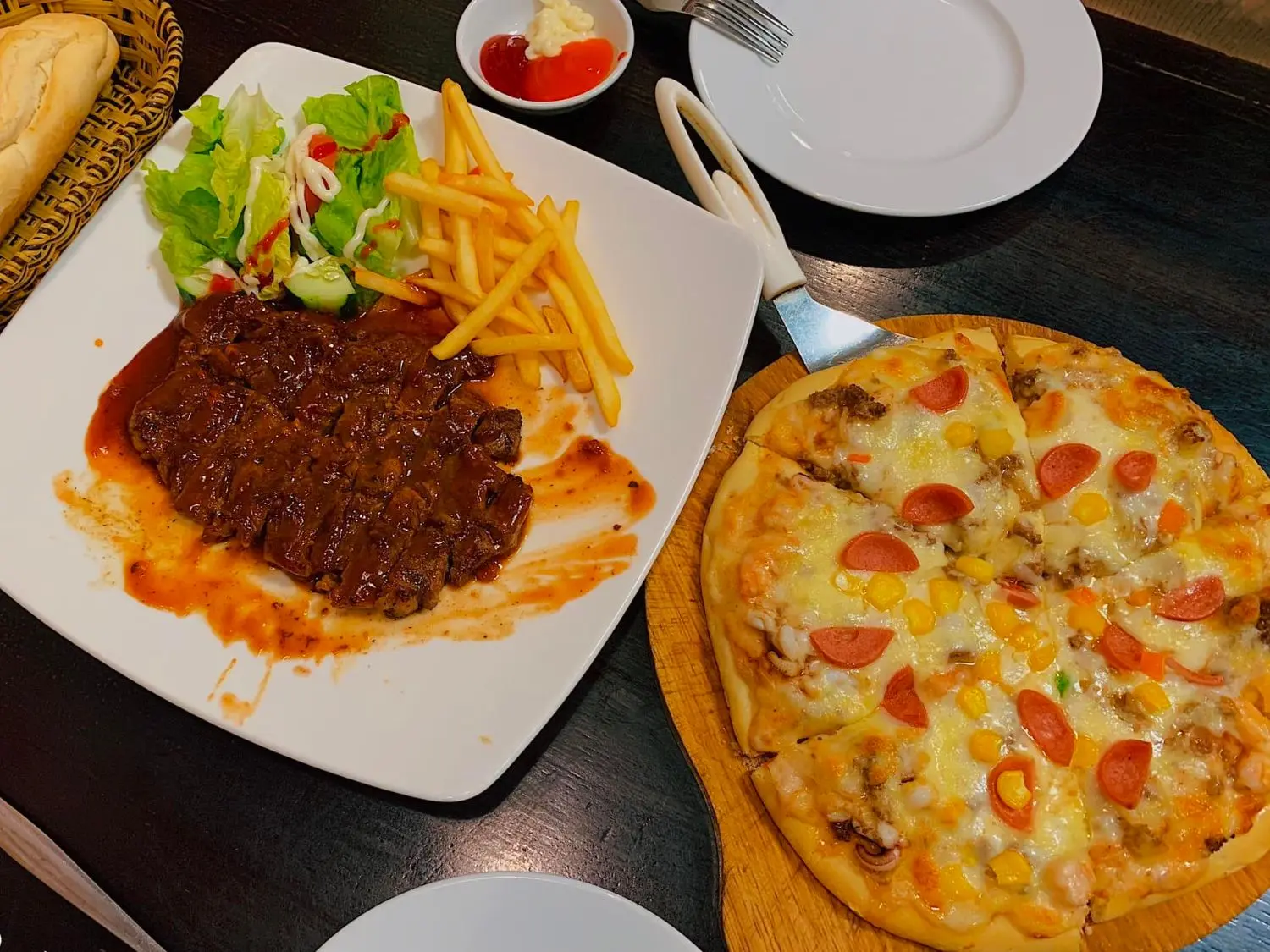 Paris Kon Tum với menu m&oacute;n &Acirc;u hấp dẫn đ&atilde; sẵn s&agrave;ng khiến bạn th&iacute;ch m&ecirc; 6