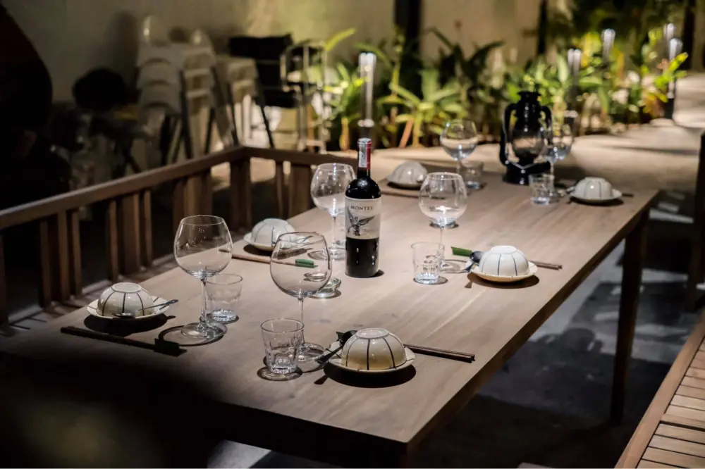 Rơm Bistro, nh&agrave; h&agrave;ng si&ecirc;u chất lượng tại Kon Tum 3