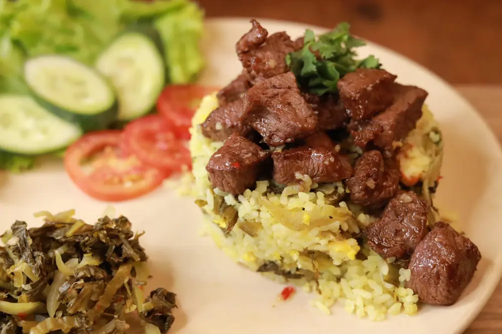 Rơm Bistro, nh&agrave; h&agrave;ng si&ecirc;u chất lượng tại Kon Tum 4