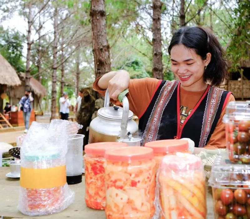 Chợ phi&ecirc;n Măng Đen, tận hưởng trọn vẹn vẻ đẹp v&ugrave;ng cao 6