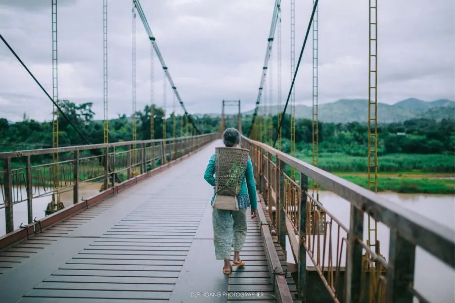 Lang thang Kon Tum kh&aacute;m ph&aacute; bức tranh h&ugrave;ng vĩ nơi đại ng&agrave;n b&igrave;nh y&ecirc;n 7