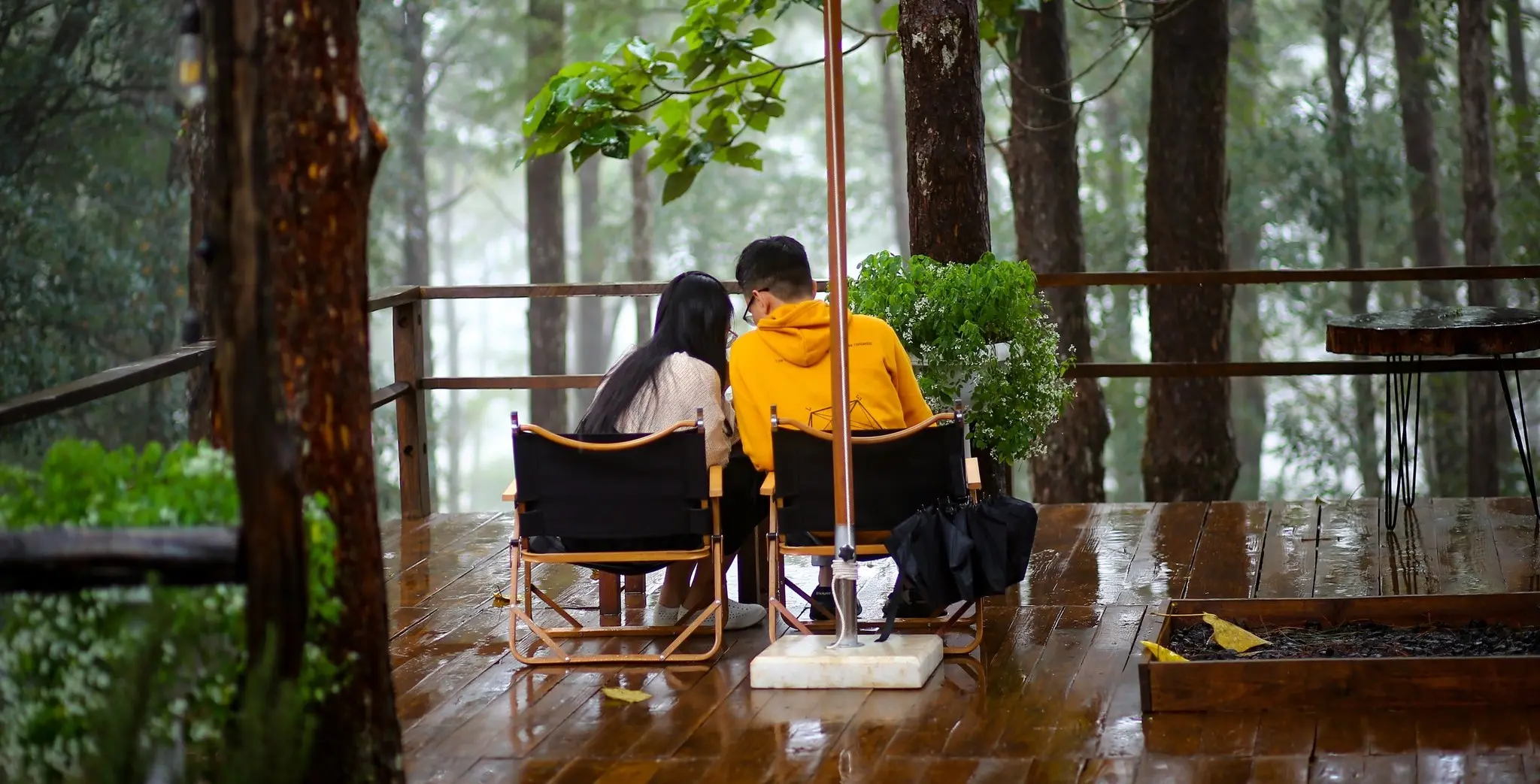 Tiệm cà phê bên rừng, điểm ngắm cảnh thanh bình giữa Măng Đen