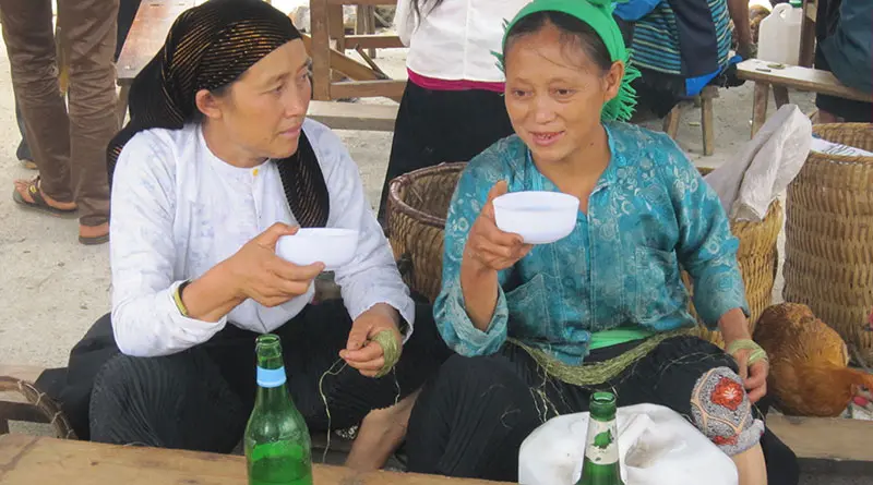 Rượu ng&ocirc; Bắc H&agrave; - Tinh hoa ẩm thực nơi cao nguy&ecirc;n trắng L&agrave;o Cai 3