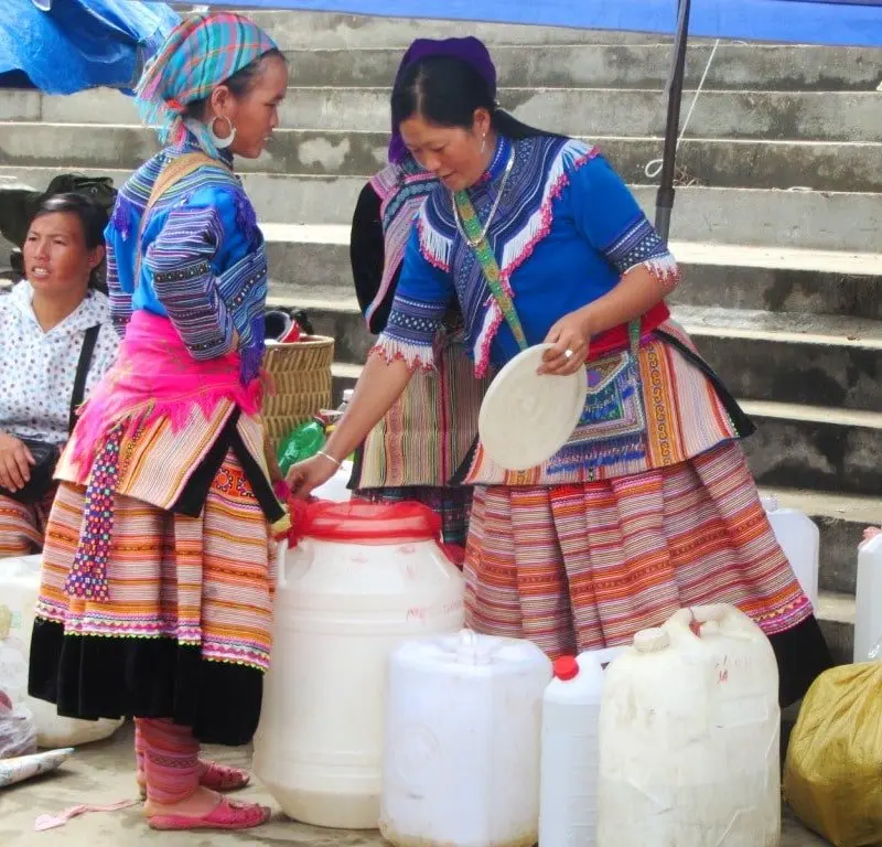 Rượu ng&ocirc; Bắc H&agrave; - Tinh hoa ẩm thực nơi cao nguy&ecirc;n trắng L&agrave;o Cai 18