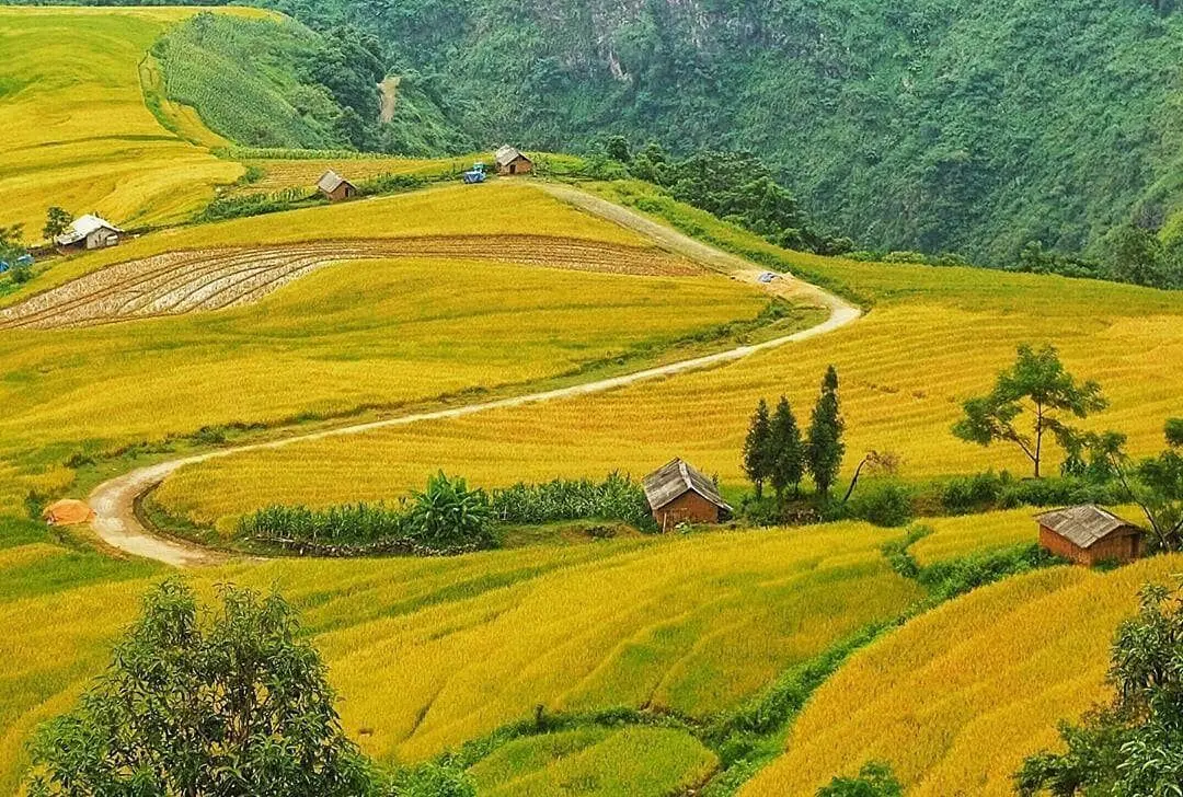 Thanh xu&acirc;n, nhất định phải đến Y T&yacute; săn m&acirc;y như Travel Blogger Quỷ Cốc Tử 10