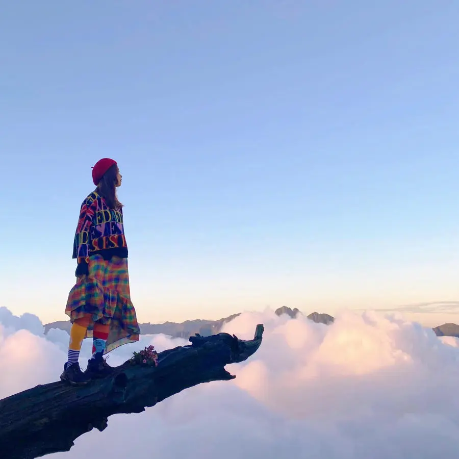 Trekking Lảo Thẩn săn biển m&acirc;y v&agrave; rừng hoa chi p&acirc;u đẹp tuyệt sắc 2