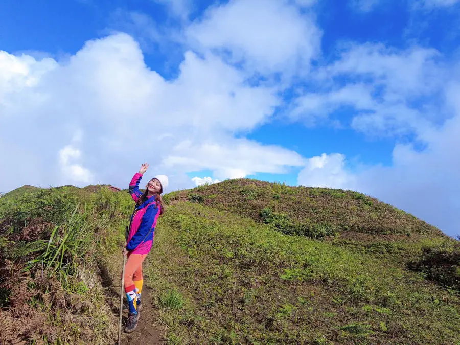 Trekking Lảo Thẩn săn biển m&acirc;y v&agrave; rừng hoa chi p&acirc;u đẹp tuyệt sắc 13