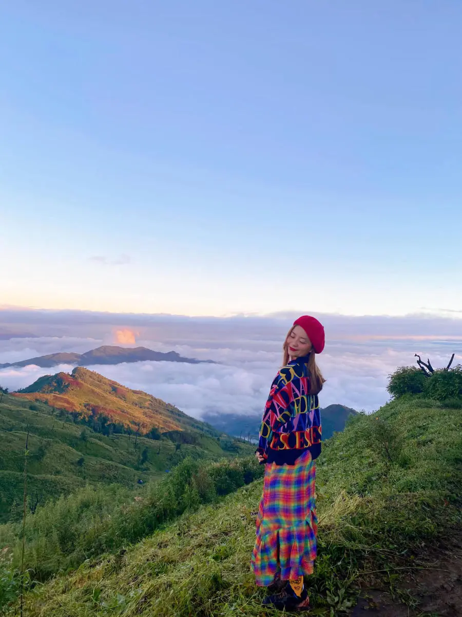 Trekking Lảo Thẩn săn biển m&acirc;y v&agrave; rừng hoa chi p&acirc;u đẹp tuyệt sắc 10