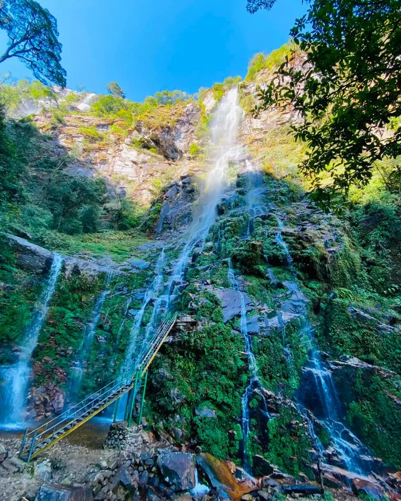 Trekking Nh&igrave;u Cồ San, một trong 10 ngọn n&uacute;i cao nhất Việt Nam 7