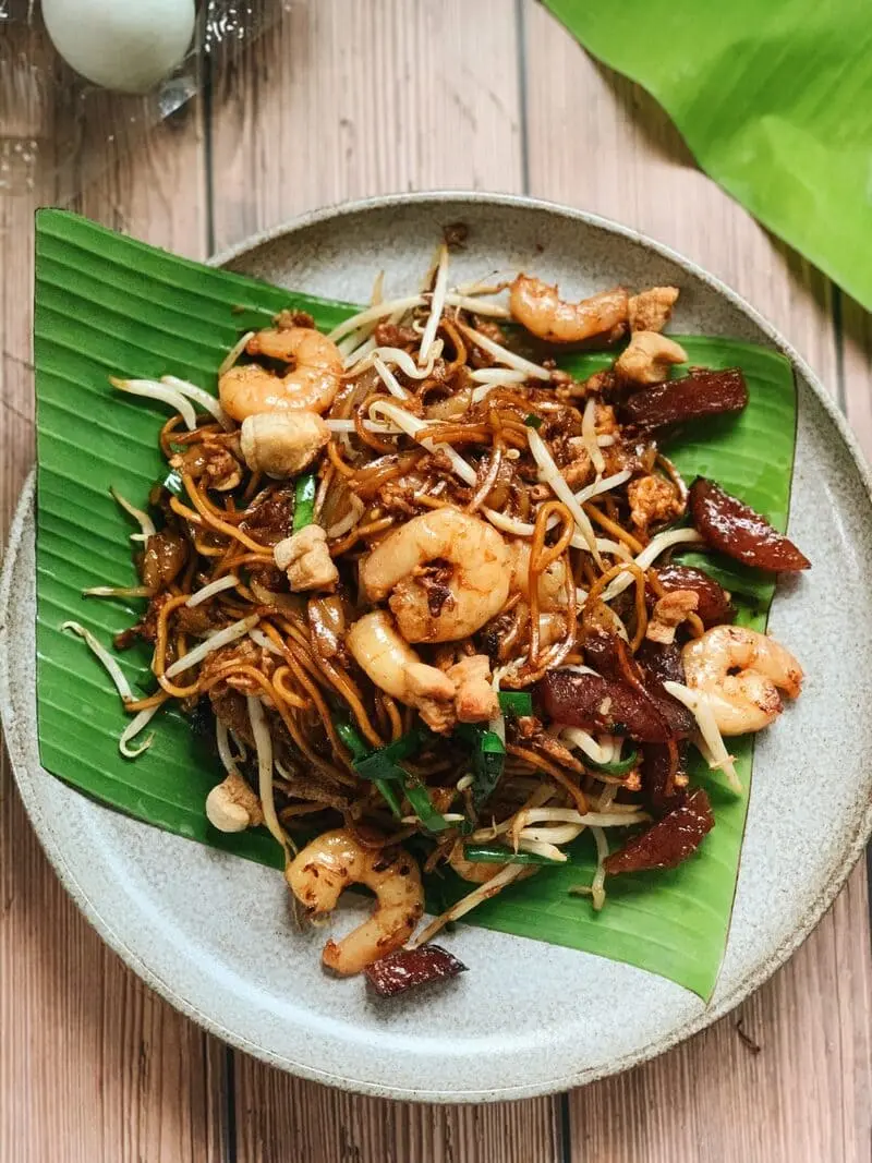 Kh&aacute;m ph&aacute; ẩm thực M&atilde; Lai qua m&oacute;n Char Kway Teow trứ danh 5