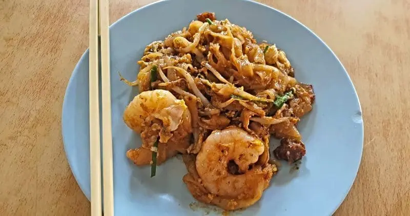 Kh&aacute;m ph&aacute; ẩm thực M&atilde; Lai qua m&oacute;n Char Kway Teow trứ danh 9