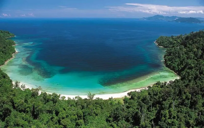 Du lịch đến Kota Kinabalu, th&agrave;nh phố hiền h&ograve;a với văn h&oacute;a bản địa đặc sắc 3