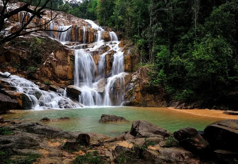 Kh&aacute;m ph&aacute; Kuantan: Vi&ecirc;n ngọc qu&yacute; bờ biển ph&iacute;a đ&ocirc;ng Malaysia 6