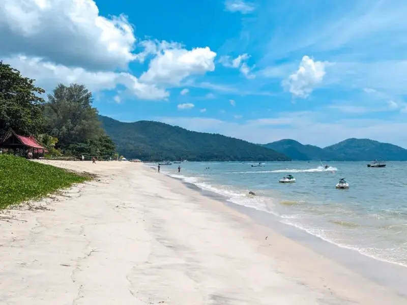 Top 11 b&atilde;i biển Malaysia đẹp nhất - Chốn thi&ecirc;n đường cho kỳ nghỉ dưỡng 11