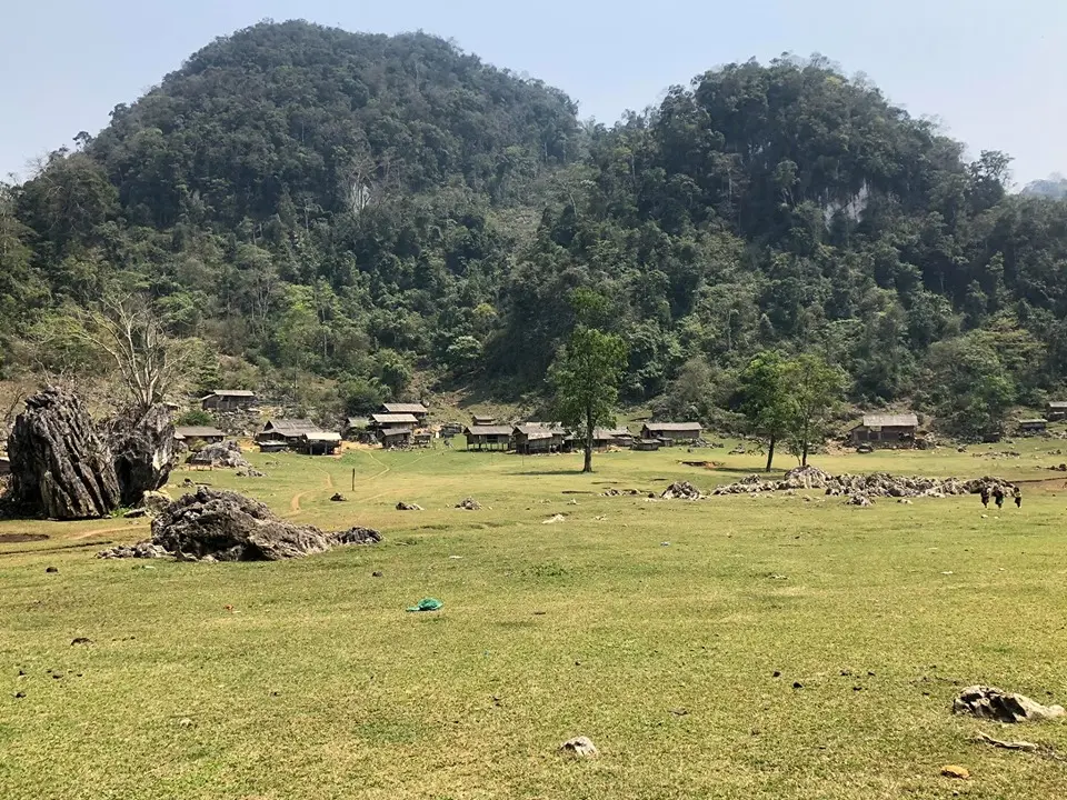 Hang T&aacute;u: L&agrave;ng Nguy&ecirc;n Thủy b&igrave;nh y&ecirc;n, giản dị ở Mộc Ch&acirc;u 13