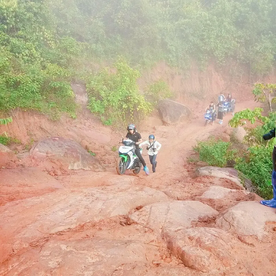 Thanh xuân nhất định phải chinh phục 2 cung đường Trekking Mộc Châu 7