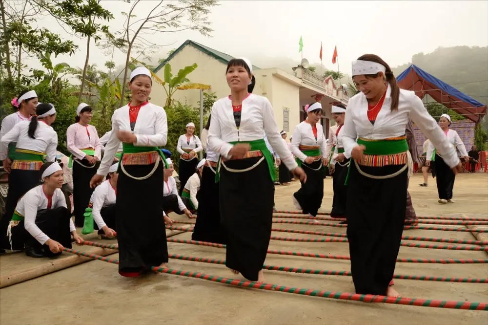 T&igrave;m hiểu tục đ&oacute;n Tết của d&acirc;n tộc Mường ở Mộc Ch&acirc;u Sơn La 3