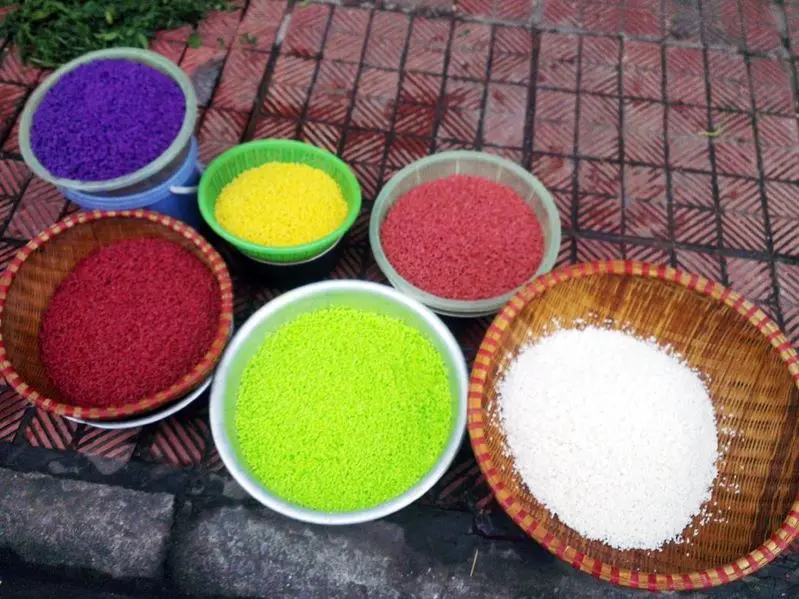 Lên Tây Bắc thưởng thức xôi ngũ sắc – bánh sắn Mộc Châu dân dã mà độc đáo 5