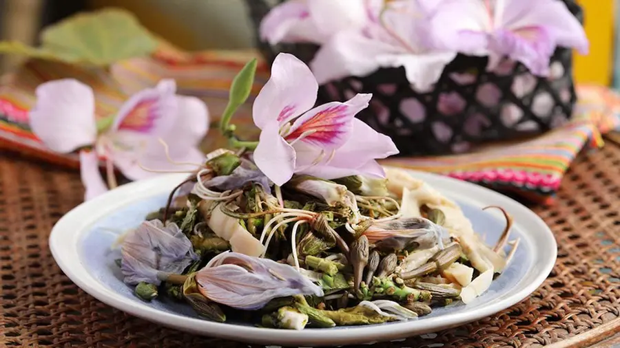 Những món ngon từ hoa ban tưởng không ngon mà ngon không tưởng 5