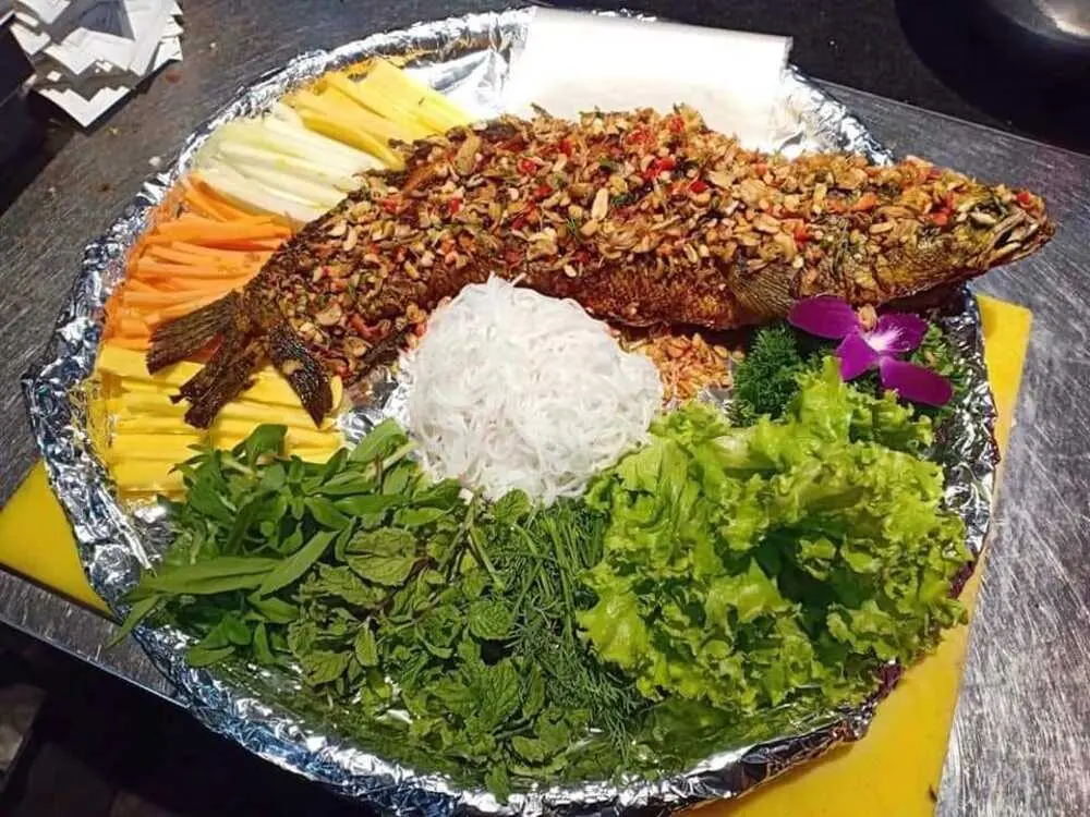Oanh tạc c&aacute;c m&oacute;n ngon tại Nh&agrave; h&agrave;ng Gia Nguyễn 7