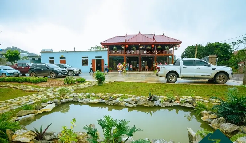 Quán cá hồi Vườn Đào - Quán ngon có tiếng tại Mộc Châu