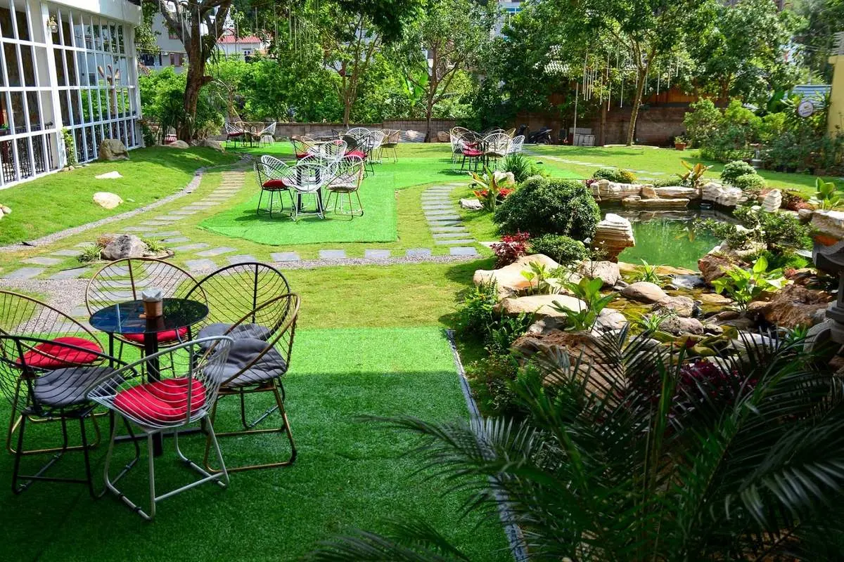 Thích không gian sân vườn thì mau đến Coffee Karaoke D'ao thôi!