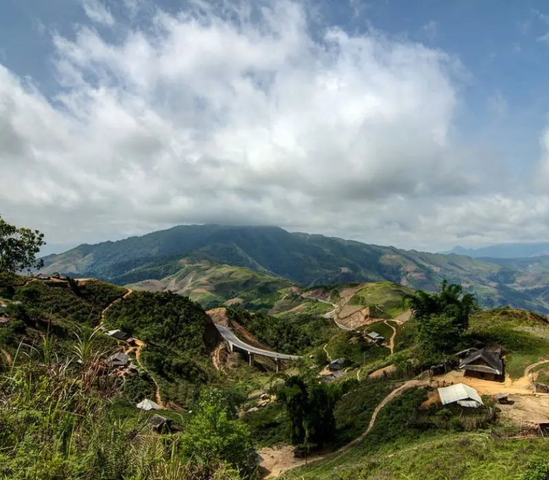 Du lịch Sơn La m&ugrave;a h&egrave;, b&iacute; k&iacute;p chinh phục v&ugrave;ng đất sương m&ugrave; 3
