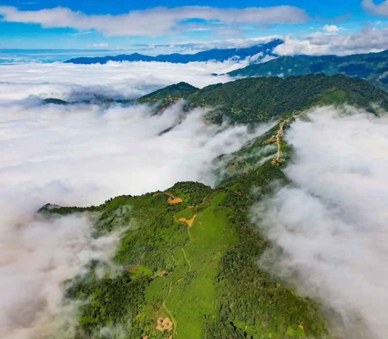 Du lịch Sơn La m&ugrave;a h&egrave;, b&iacute; k&iacute;p chinh phục v&ugrave;ng đất sương m&ugrave; 9