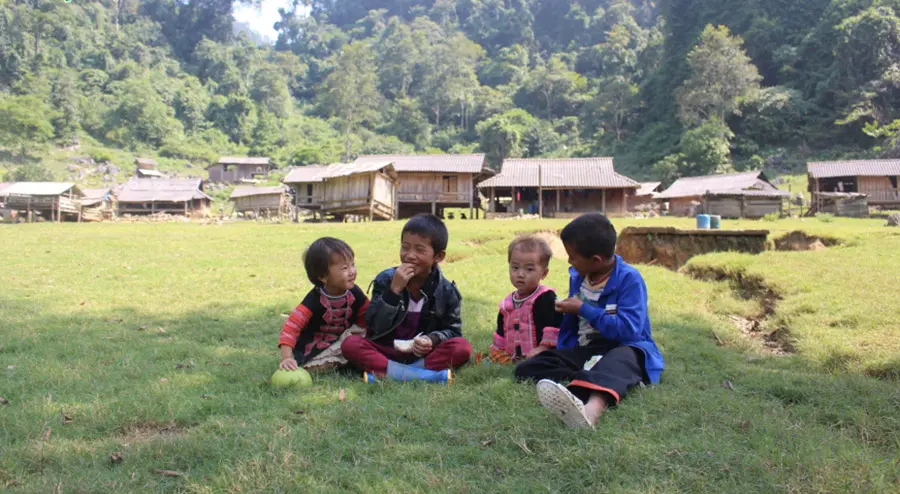 Kh&aacute;m ph&aacute; hang T&aacute;u Mộc Ch&acirc;u với cuộc sống như thời nguy&ecirc;n thủy 5