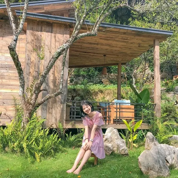 Review Nh&agrave; B&ecirc;n Hồ Mộc Ch&acirc;u: Chốn dừng ch&acirc;n xinh đẹp giữa đất trời T&acirc;y Bắc 4