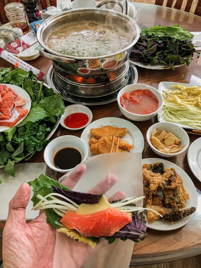 Review trọn bộ kinh nghiệm đi Mộc Ch&acirc;u của travel blogger Ho&agrave;ng Tuấn Anh 18