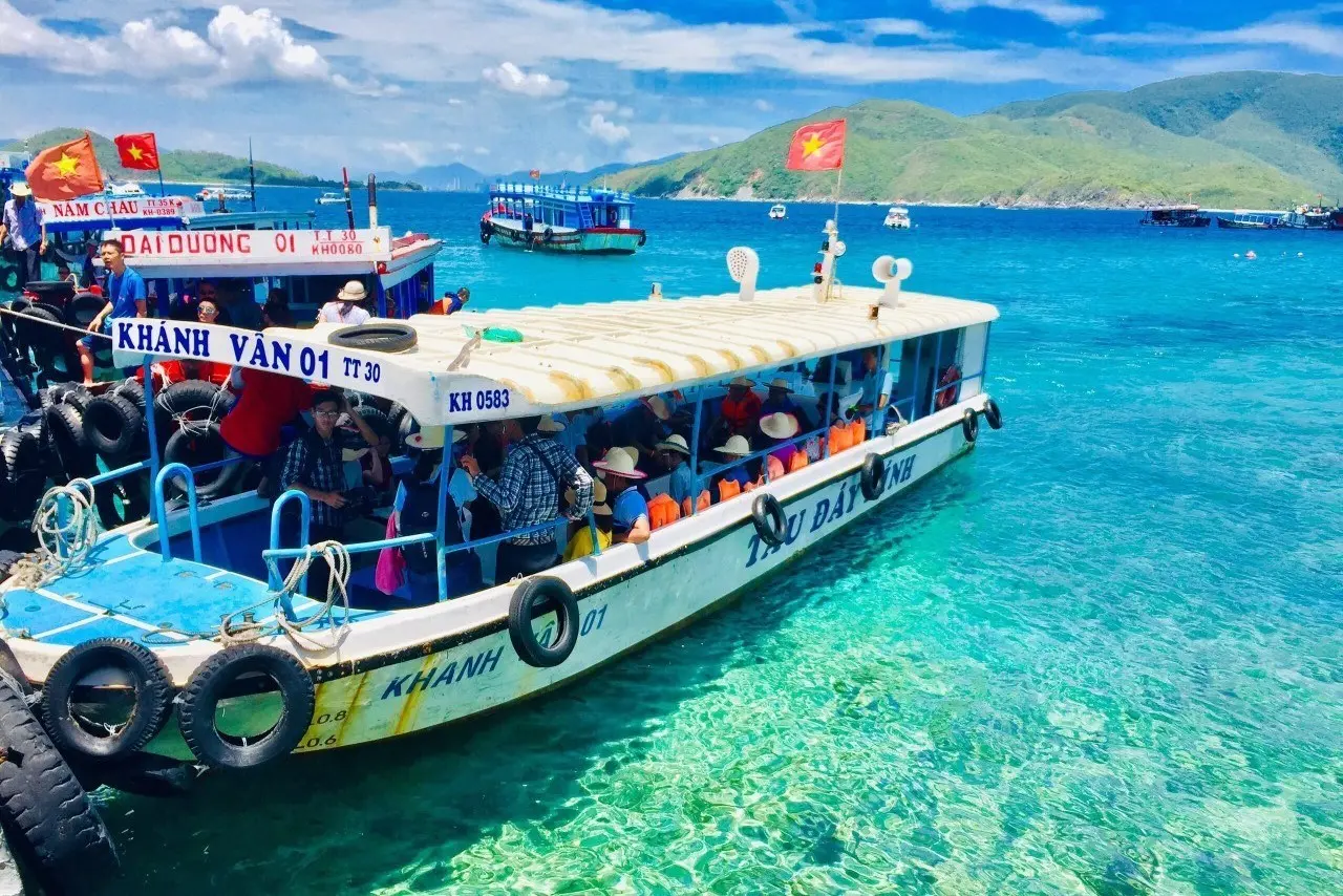 B&atilde;i Tranh Nha Trang &ndash; Vi&ecirc;n ngọc qu&yacute; nơi đảo Tr&iacute; Nguy&ecirc;n 3