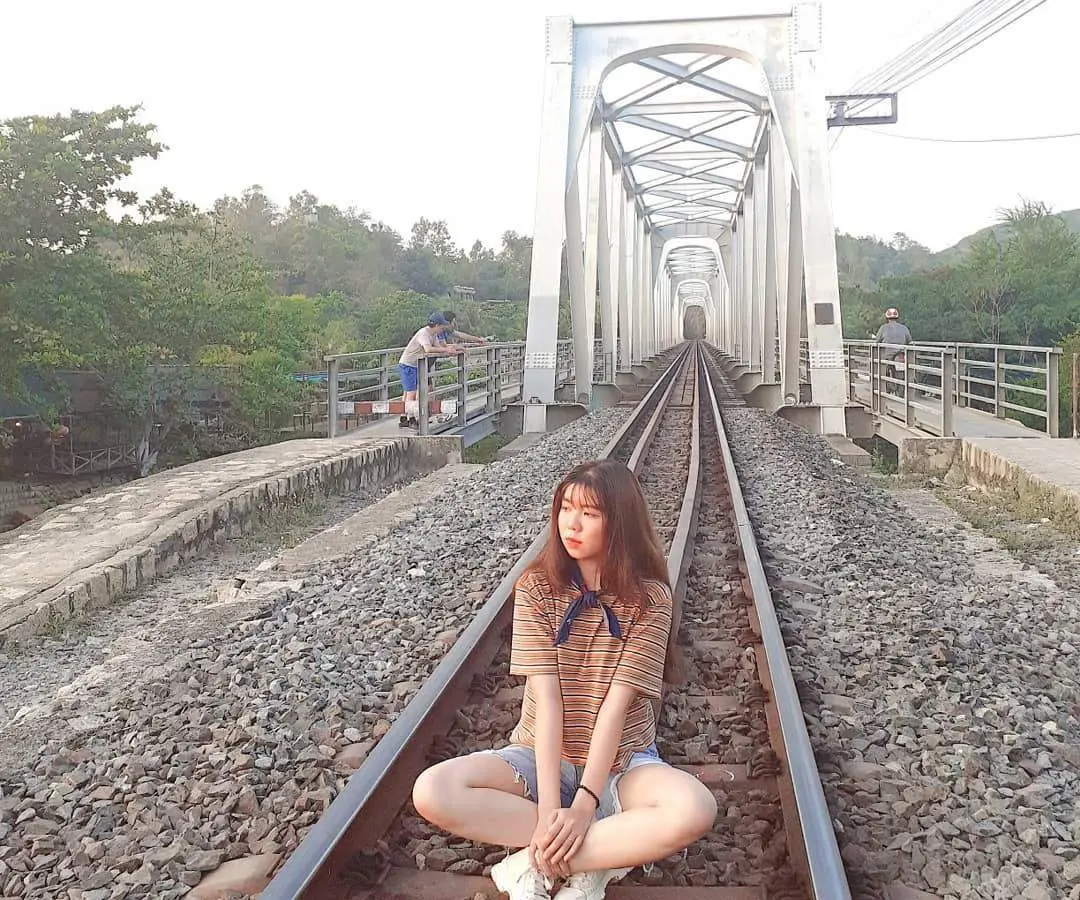 Cầu sắt Nha Trang - Tọa độ sống ảo si&ecirc;u hot v&agrave; đậm chất ho&agrave;i niệm 7