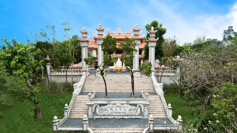 Ch&ugrave;a Hải Đức Nha Trang v&agrave; c&acirc;u chuyện về người cha tiền kiếp 2