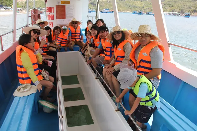 Đảo Yến - Hòn Nội Nha Trang, Chốn thiên đường ảo huyền với màu biển xanh 8