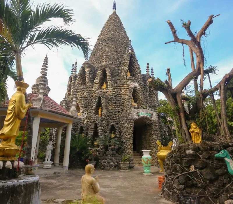 Điểm qua top 12 ch&ugrave;a ở Nha Trang đẹp v&agrave; linh thi&ecirc;ng nhất 3