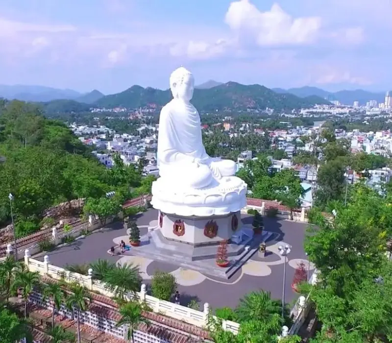 Điểm qua top 12 ch&ugrave;a ở Nha Trang đẹp v&agrave; linh thi&ecirc;ng nhất 2