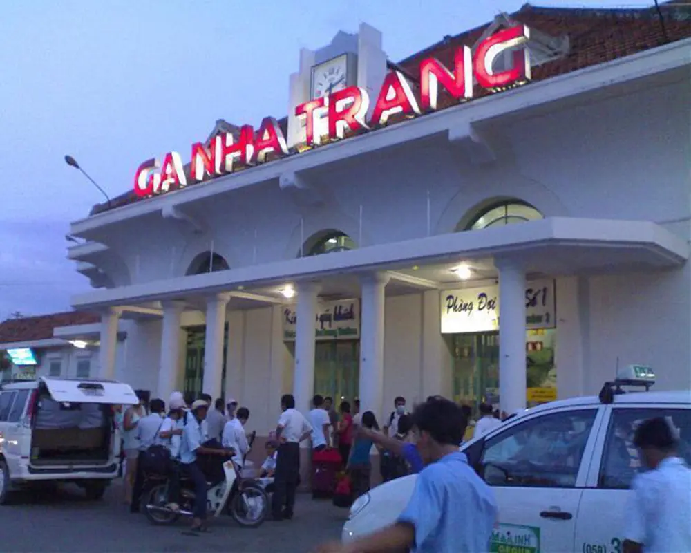 Ga Nha Trang - Nơi dừng ch&acirc;n của những chuyến t&agrave;u chở đầy mộng mơ 5